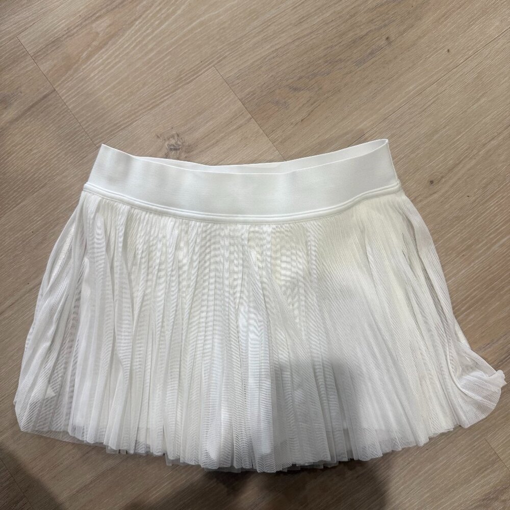 DISCONTINUED Lululemon Mesh Pleats Mid-Rise Mini Tennis Skirt - White